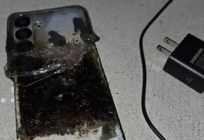 انفجار هاتف +Galaxy S25 أثناء الشحن بعد شهرين من شرائه