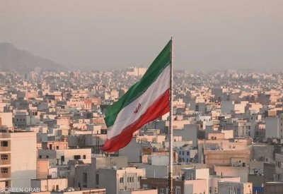 طهران تتوعد بـ"رد غير مسبوق" في حال تعرّضها لهجوم أميركي