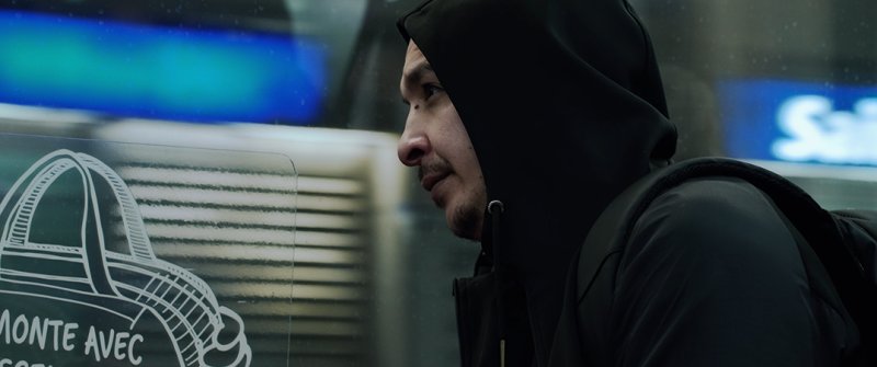 "سفيان باريغو" يعود إلى الجزائر بـ "قلبي مقسوم"