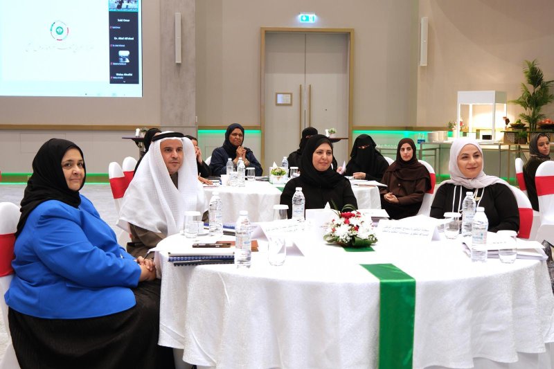 “التربية” تستضيف مشغلا تربويا حول بناء أطر المناهج التعليمية