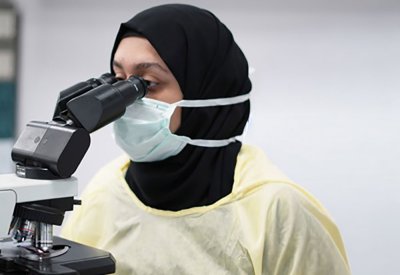 الانتهاء من تثبيت فنيي المختبر بالمستشفيات والمراكز الصحية