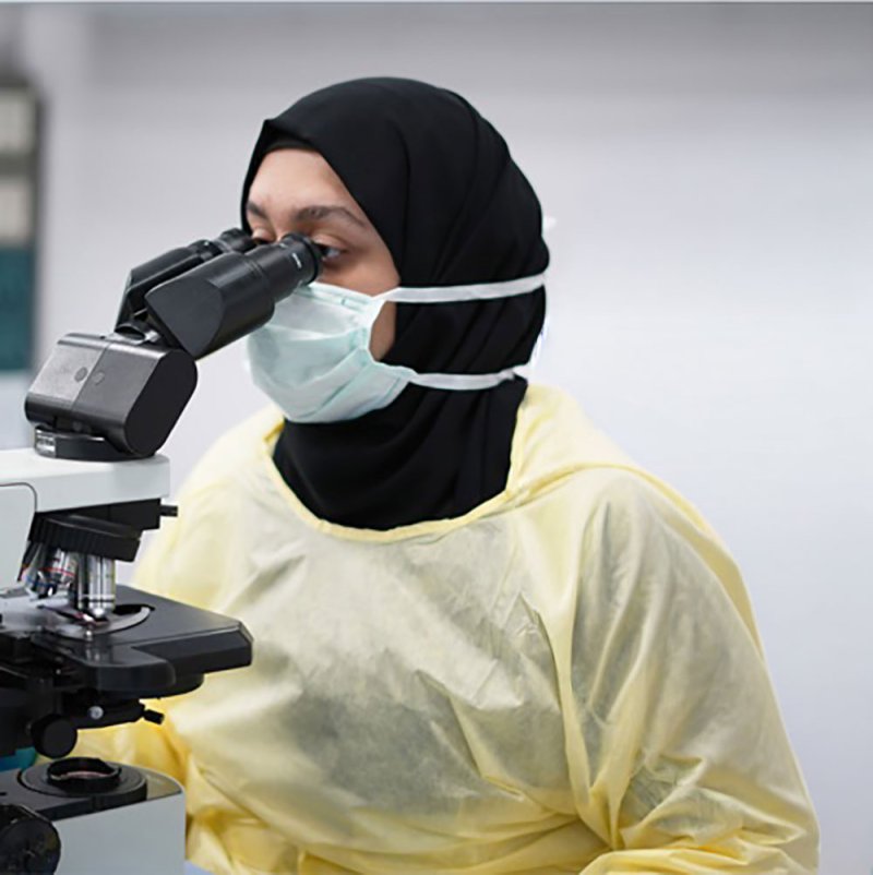 الانتهاء من تثبيت فنيي المختبر بالمستشفيات والمراكز الصحية