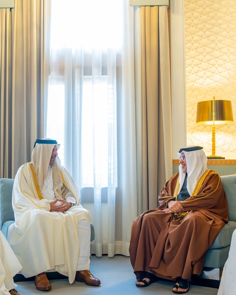 سمو ولي العهد رئيس مجلس الوزراء يستقبل سفير دولة قطر لدى مملكة البحرين بمناسبة تعيينه سفيرًا لبلاده لدى المملكة