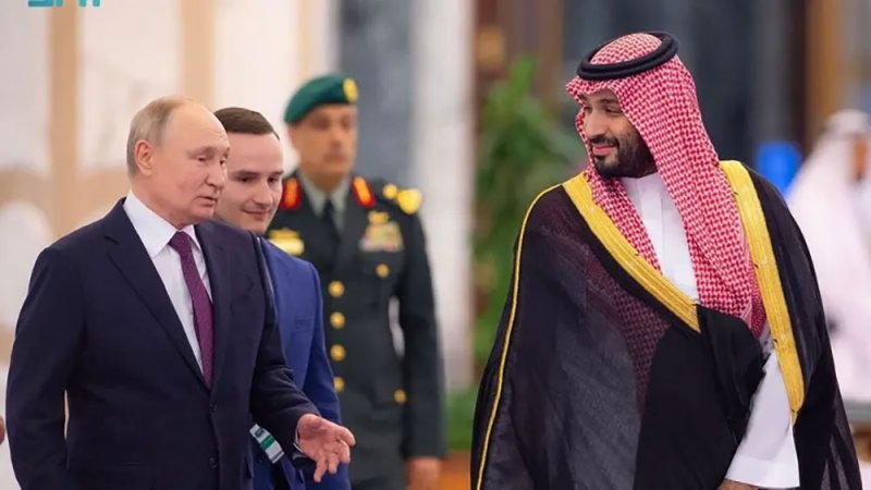 الكرملين: بوتين والأمير محمد بن سلمان ناقشا جهود الحفاظ على استقرار أسواق الطاقة