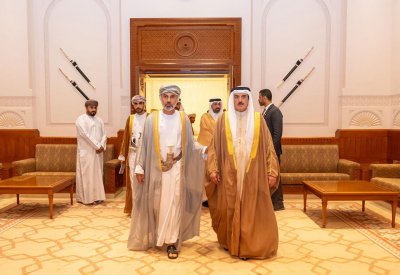 رئيس مجلس النواب ورئيس مجلس الشورى العماني يؤكدان دعم التعاون المشترك في كافة المسارات التنموية