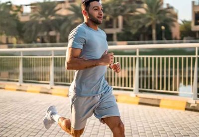 دراسة تمتد 47 عامًا تكشف: ذروة التحمل واللياقة بين 26 و36 عامًا ثم يبدأ التراجع