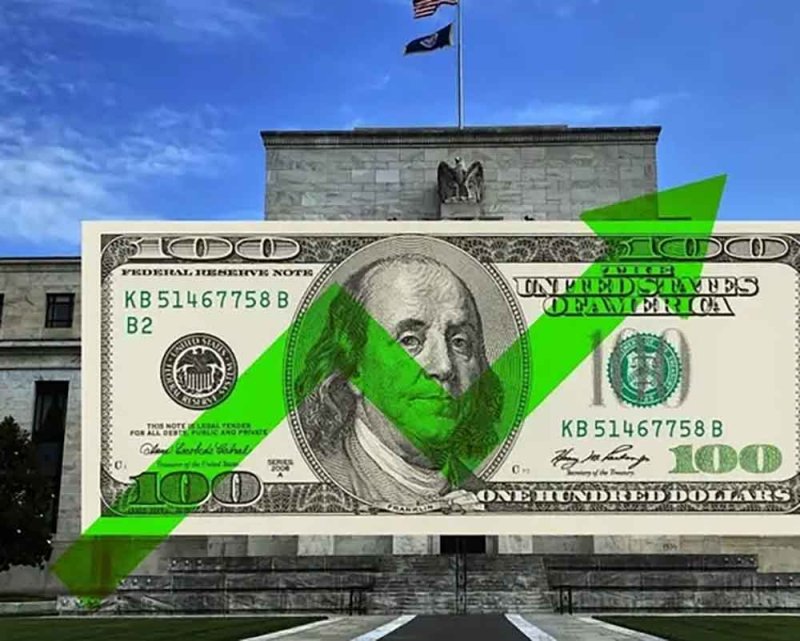 الدولار يرتفع وسط ترقب قرارات المركزي الأوروبي وبنك إنجلترا