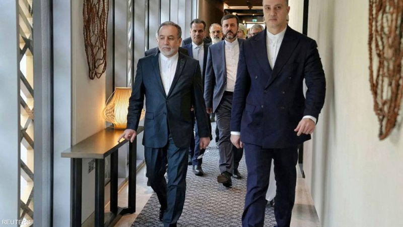 تقرير: طهران ترفض إنهاء تخصيب اليورانيوم خلال محادثات مسقط