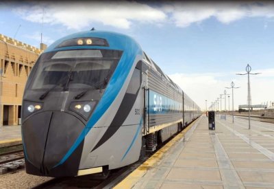 قطارات السعودية تنقل أكثر من 14  مليون راكب و30 مليون طن في 2025
