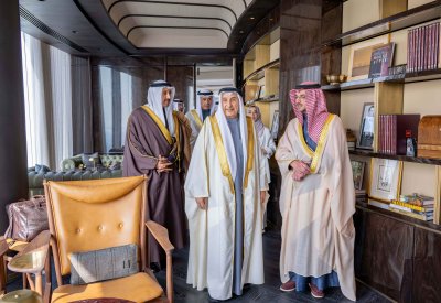 خالد بن عبدالله يحضر تدشين "مساكن كمبينسكي هاربور هايتس"