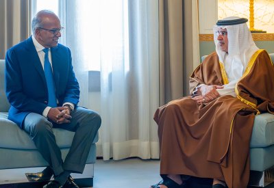 سمو ولي العهد رئيس مجلس الوزراء يؤكد أن العلاقات الثنائية التي تربط مملكة البحرين وجمهورية سنغافورة تشهد مساراتها تقدمًا وتطورًا مستمرًا على مختلف الأصعدة