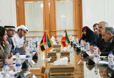 الإمارات وإيران تعقدان مشاورات سياسية في طهران
