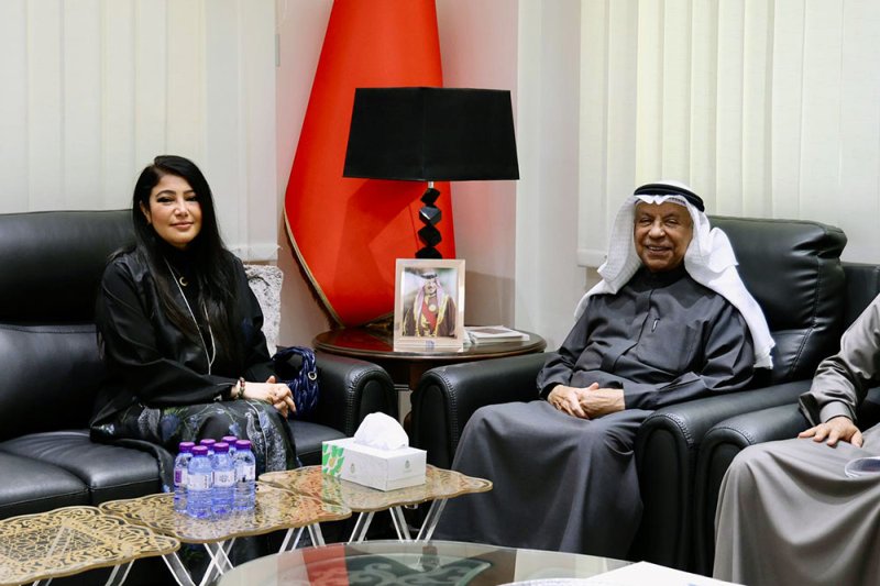 الظاعن تبحث مع الأوقاف الجعفرية تطوير خدمات المساجد والمآتم في مدينة عيسى