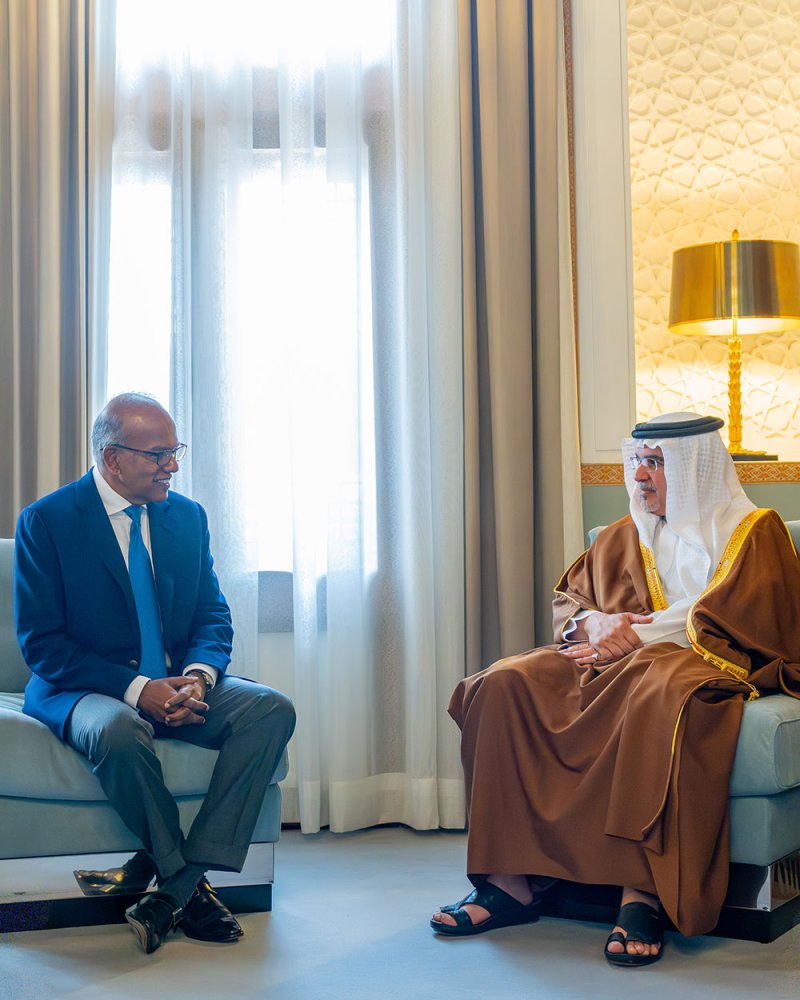 سمو ولي العهد رئيس مجلس الوزراء يؤكد أن العلاقات الثنائية التي تربط مملكة البحرين وجمهورية سنغافورة تشهد مساراتها تقدمًا وتطورًا مستمرًا على مختلف الأصعدة