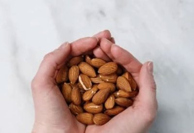 اللوز.. "كنز صحي" يحمي دماغك