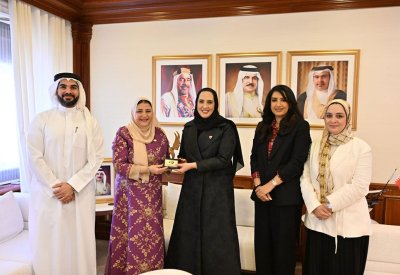 وزيرة الإسكان والتخطيط العمراني تستقبل عضو مجلس إدارة شعبة الاستثمار العقاري بالاتحاد العام للغرف التجارية بجمهورية مصر العربية