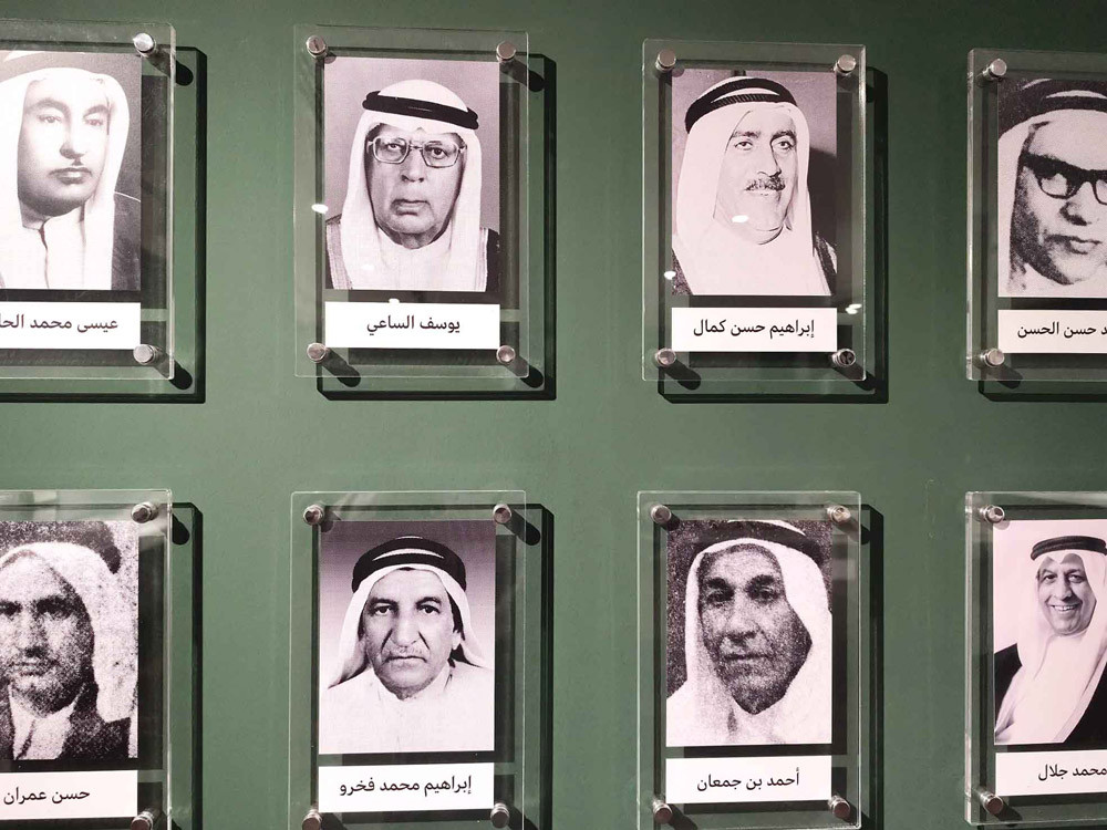 صور لقدامى أعضاء النادي