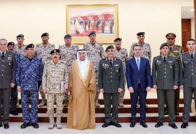 وزير شؤون الدفاع يشيد بالعلاقات العسكرية مع قبرص