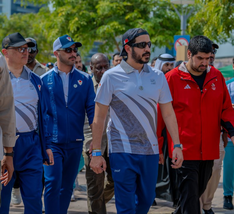 خالد بن حمد يرعى فعالية يوم البحرين الرياضي بخليج البحرين