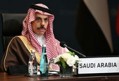 وزير الخارجية السعودي: يجب الحفاظ على وحدة الضفة وغزة