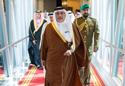 سمو ولي العهد رئيس مجلس الوزراء يغادر أرض الوطن متوجهاً إلى سلطنة عمان في زيارةٍ أخوية