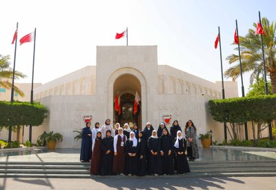 "أمانة الشورى" تستقبل طلبة وطالبات مدرستي "التعاون الثانوية" و"سترة الإعدادية" ضمن برنامج الزيارات التعريفية للمجلس