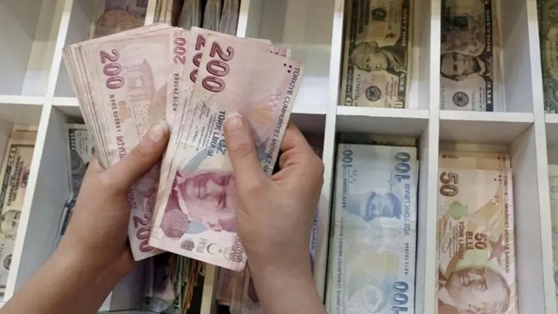 الأموال الساخنة تعزز استقرار عملات الأسواق الناشئة على حساب مجموعة السبع