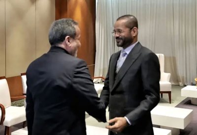 محادثات النووي تنطلق بجنيف.. ومسؤول إيراني "لا تنازلات تحت الضغط"