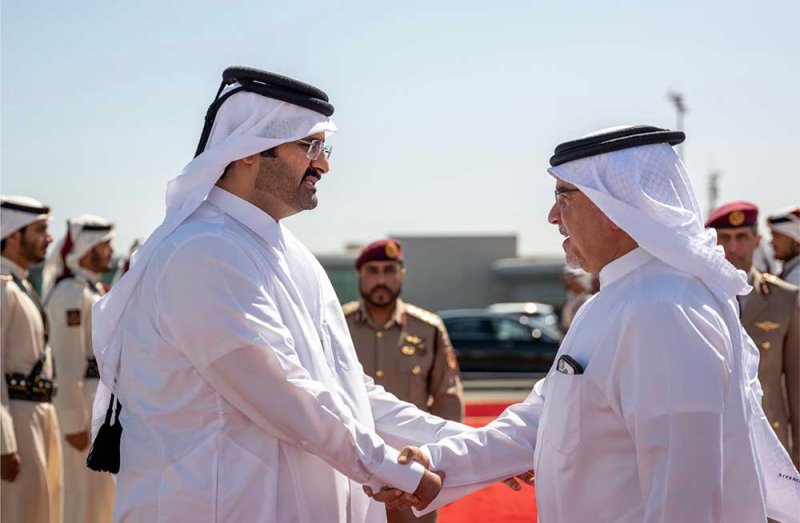 سمو ولي العهد رئيس الوزراء يغادر دولة قطر بعد زيارة أخوية