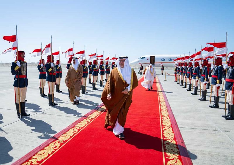 سمو ولي العهد رئيس الوزراء يعود إلى أرض الوطن قادمًا من دولة قطر بعد زيارةٍ أخوية