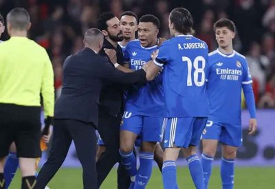 وصف فينيسيوس بـ"القرد".. مبابي يطالب بحرمان لاعب بنفيكا من دوري الأبطال