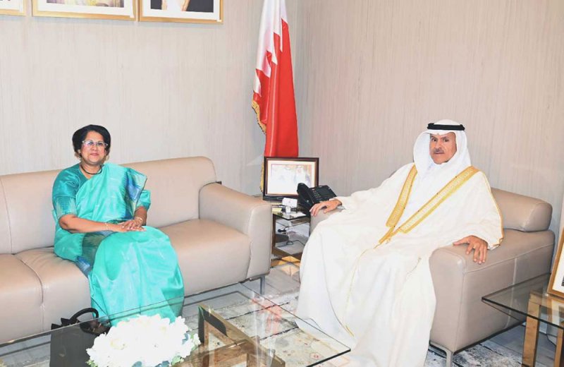 وكيل وزارة الداخلية لشئون الجنسية والجوازات والإقامة يستقبل سفير جمهورية سريلانكا الديمقراطية الاشتراكية لدى مملكة البحرين