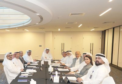 فخرو: لجنة الانتخابات تستعرض تقارير الفرق المنبثقة ومستجدات مقر الاقتراع