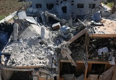 حزب الله يلوّح بالرد بعد مقتل 10 في غارات إسرائيلية على البقاع