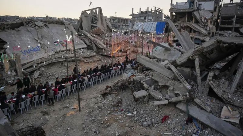 منظمات أهلية: إسرائيل توسع الخط الأصفر بغزة باتجاه مناطق سكنية