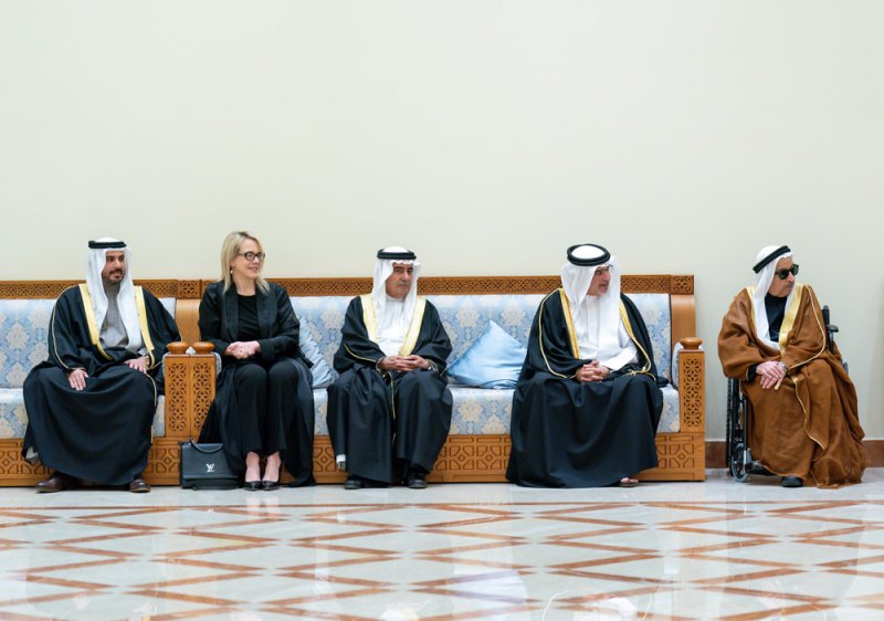 نائب جلالة الملك ولي العهد يزور مجلس عائلة الجلاهمة