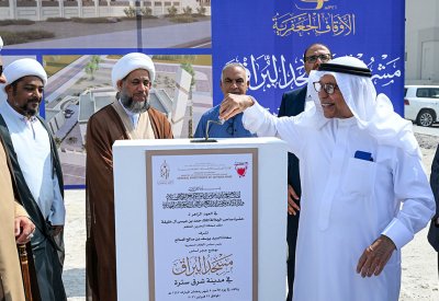 وضع حجر الأساس لمسجدي البراق وكميل بن زياد في شرق سترة