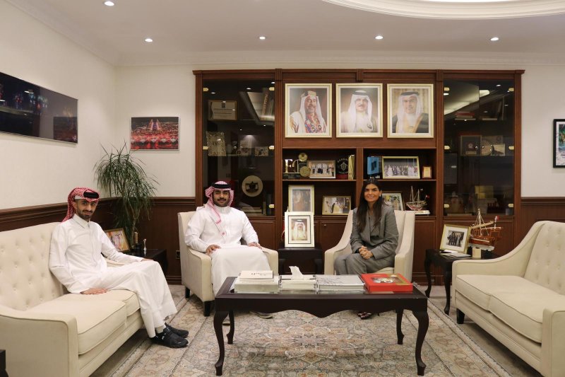الرئيس التنفيذي لهيئة البحرين للسياحة والمعارض تجتمع مع شركة خوش فكرة لاستعراض الإنجازات وبحث التعاون
