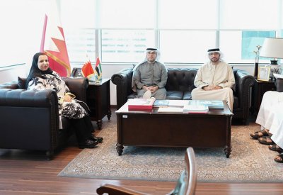 وكيل وزارة الصناعة والتجارة تستقبل وكيل وزارة الاستثمار بدولة الإمارات العربية المتحدة