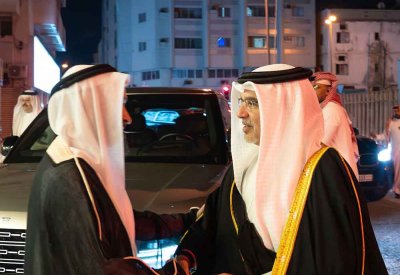 سمو ولي العهد رئيس مجلس الوزراء يزور مجلس عائلة إسحاق بن عبدالرحمن ومصطفى بن عبداللطيف