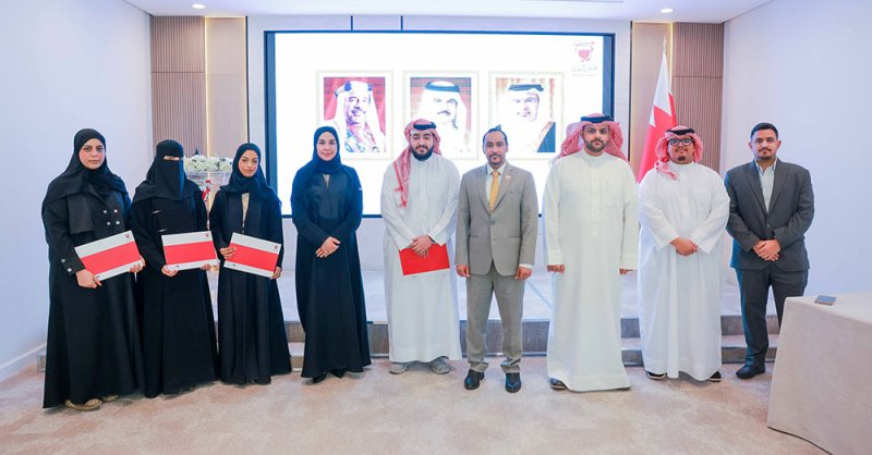 "أمانة الشورى" تكرم عددًا من الطلبة الجامعيين المتدربين على رأس العمل
