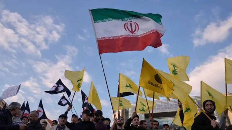 مسؤول: حزب الله لن يتدخل إذا وجّهت أميركا ضربات محدودة لإيران