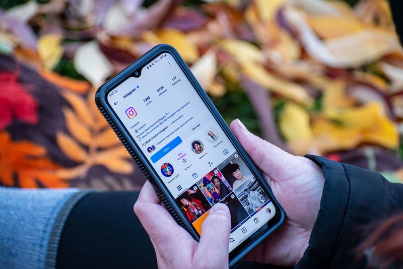 ميزة جديدة من "إنستغرام" لحماية المراهقين من الانتحار