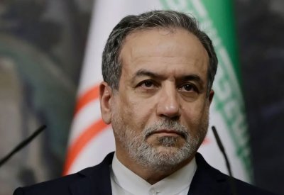 عراقجي: ربما فقدنا بعض القادة وخامنئي حي "على حد علمي"