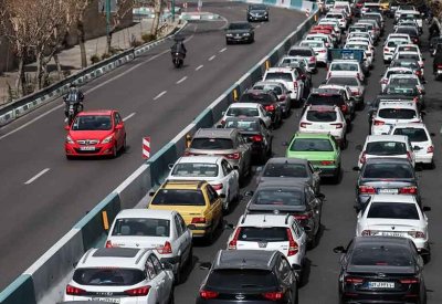 السلطات الإيرانية تدعو سكان طهران إلى مغادرة العاصمة