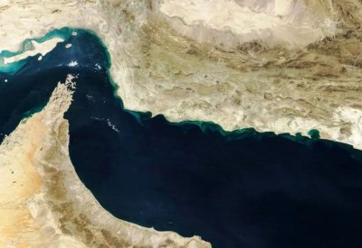 من أهم الممرات البحرية بالعالم.. الحرس الثوري يعلن إغلاق مضيق هرمز