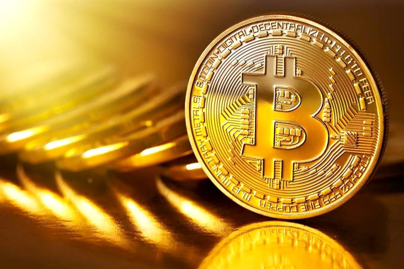 العملات المشفرة ترتفع بقيادة البيتكوين