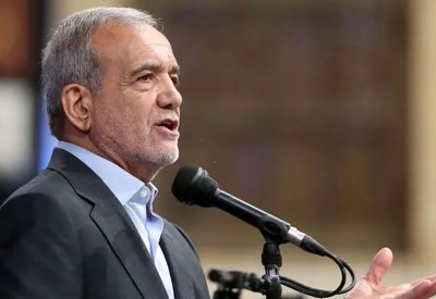 الرئيس الإيراني: مجلس القيادة الانتقالي بعد خامنئي بدأ عمله