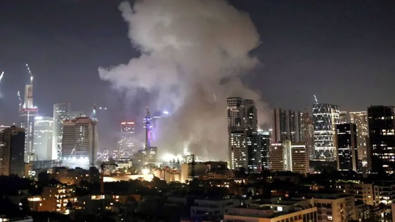 الحرس الثوري يعلن استهداف مكتب نتنياهو ومقر القوات الجوية الإسرائيلية