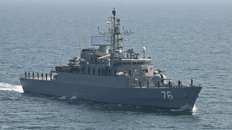 أكثر من 100 مفقود في هجوم من غواصة أغرق فرقاطة إيرانية